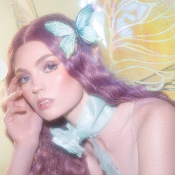 Lunar Beauty Moonshroom Highlighter Palette. 
New - Picture 9 of 13